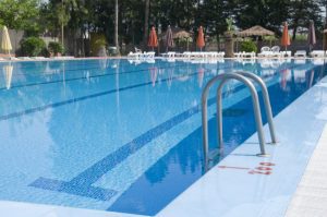 Three Warnings Signs of Public Swimming Pool Leaks