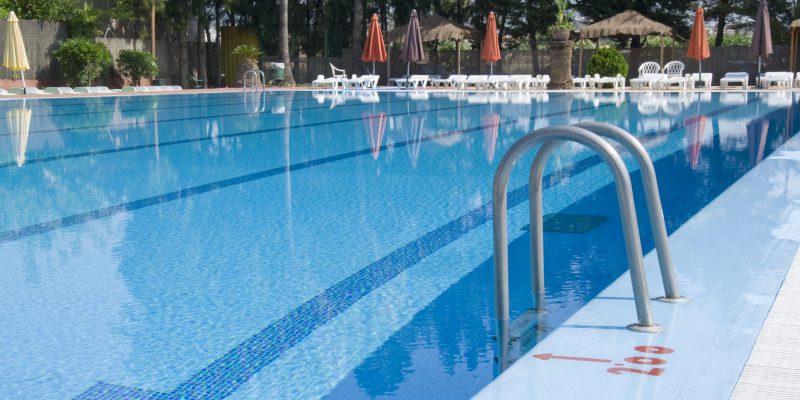 Three Warnings Signs of Public Swimming Pool Leaks